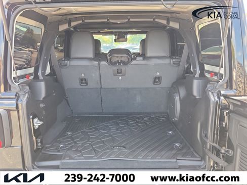 Used 2026 Jeep Wrangler Unlimited Rubicon 392 w/ Quick Order Package 27X Moab AWD/4WD image 10