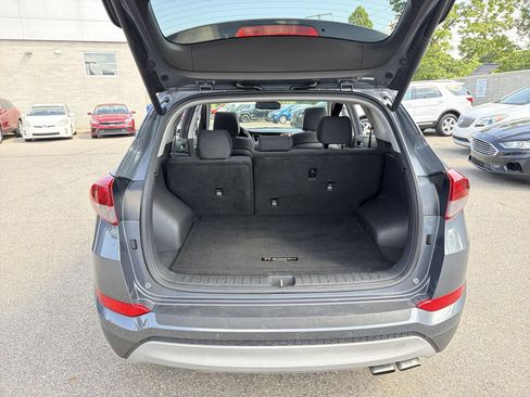 Used 2018 Hyundai Tucson Value AWD/4WD image 37