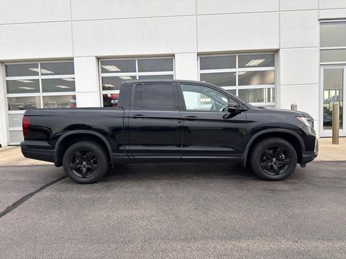 Used 2023 Honda Ridgeline Black Edition image 3