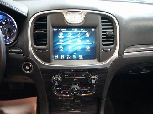 Used 2021 Chrysler 300 Touring w/ Sport Appearance Package image 7