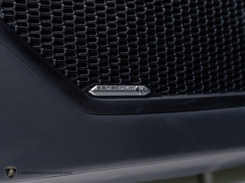 Used 2023 Lamborghini Huracan Tecnica image 27