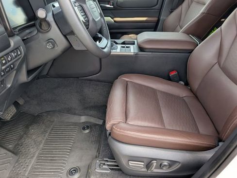 Used 2024 Toyota Land Cruiser w/ Premium Package image 15