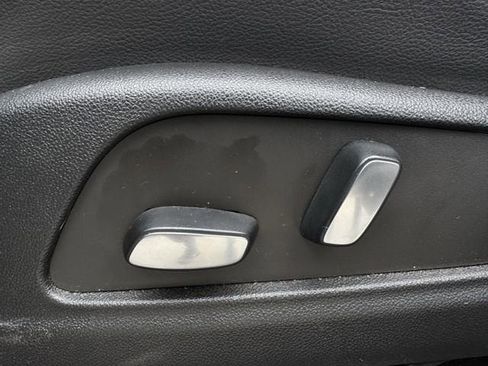 Certified 2022 Cadillac XT6 Luxury image 27