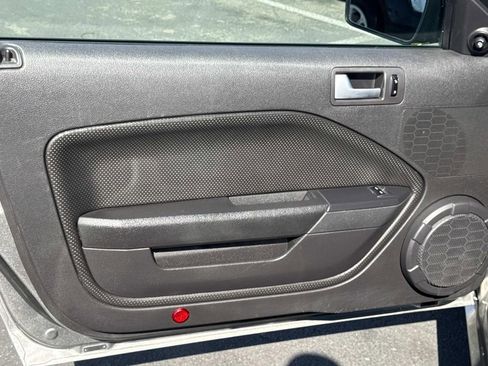 Used 2008 Ford Mustang GT image 23