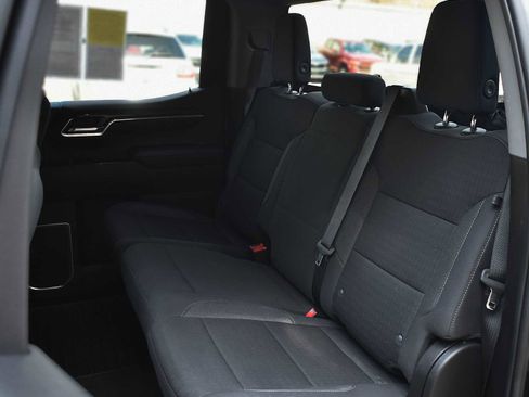 Used 2022 Chevrolet Silverado 1500 LT image 11