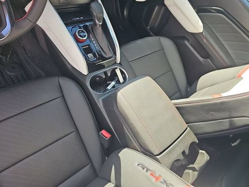 New 2026 GMC Canyon AT4X w/ AT4X AEV Edition AWD/4WD image 25