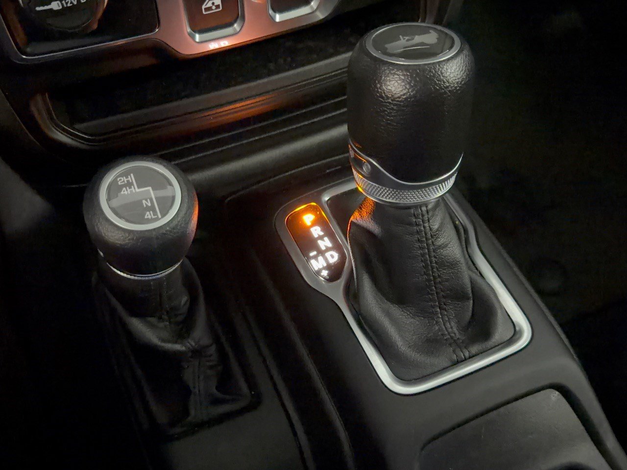 Used 2022 Jeep Wrangler Sport AWD/4WD image 21