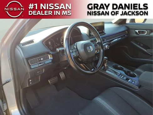 Used 2022 Honda Civic Sport image 9