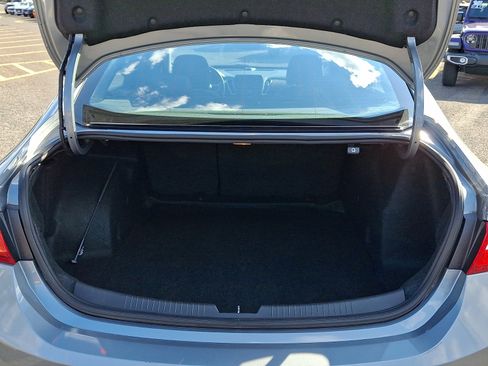 Used 2023 Chevrolet Malibu LT FWD image 28