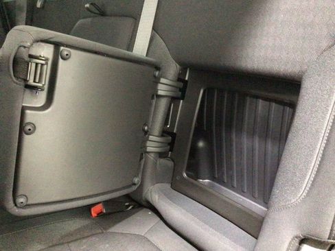 Used 2022 Chevrolet Silverado 1500 RST image 19