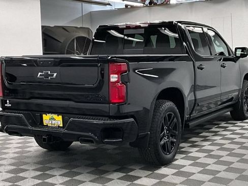Used 2026 Chevrolet Silverado 1500 High Country w/ Midnight Edition AWD/4WD image 13