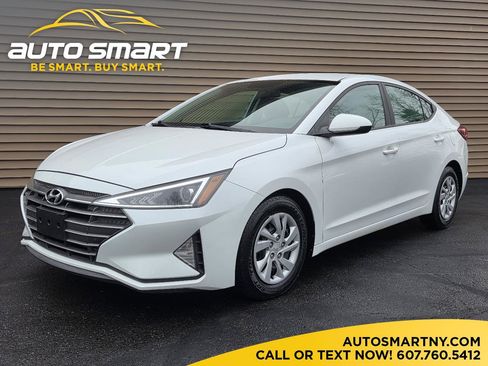 Used 2019 Hyundai Elantra SE w/ Cargo Package image 1