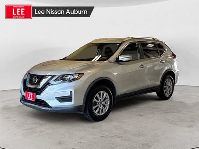 Used 2018 Nissan Rogue SV