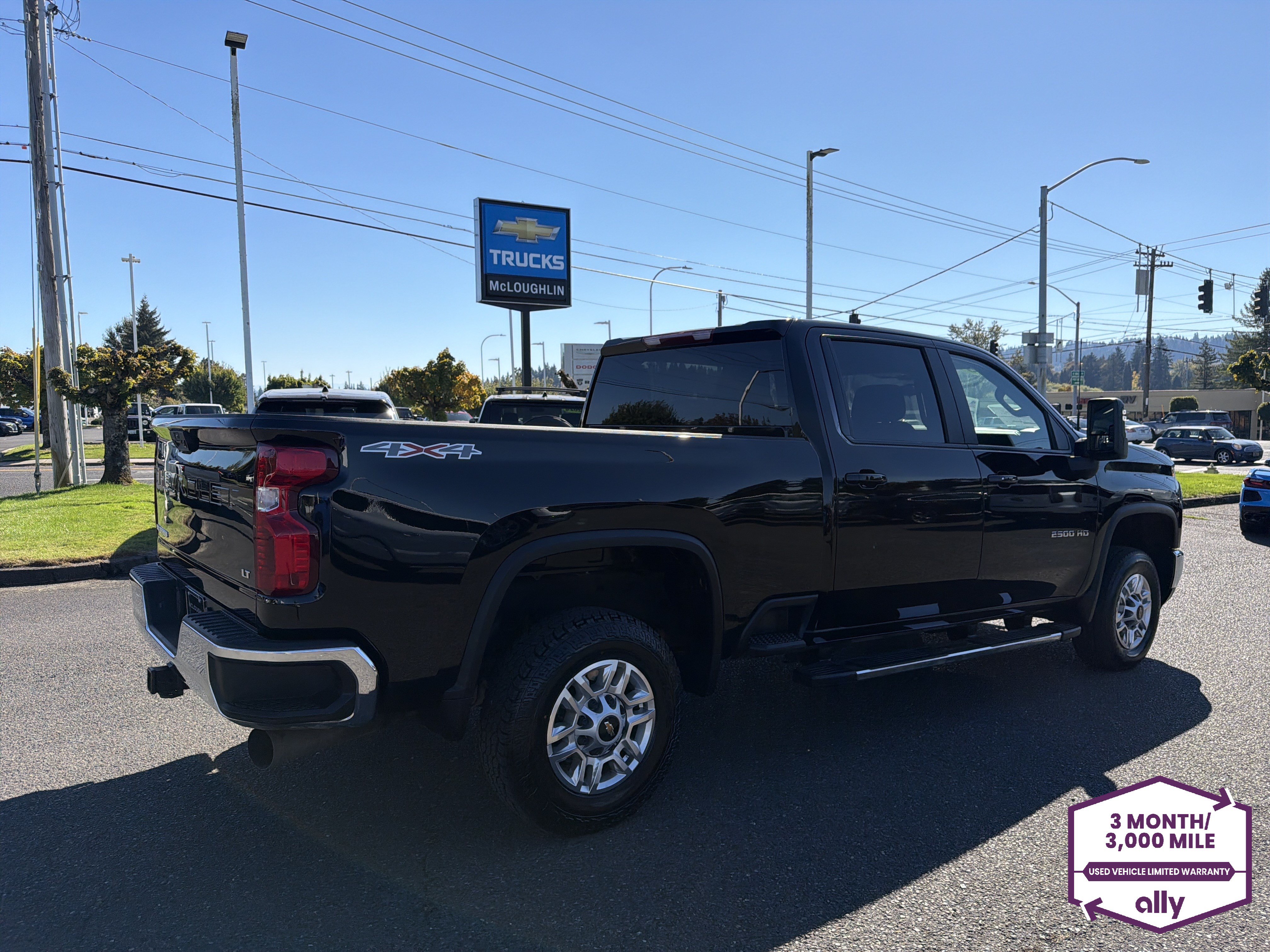 Used 2025 Chevrolet Silverado 2500 LT w/ Convenience Package AWD/4WD image 6