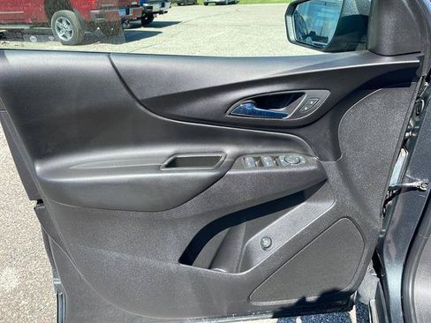 Used 2020 Chevrolet Equinox LT AWD/4WD image 14