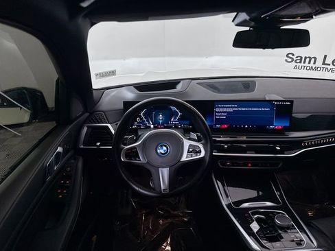 Used 2024 BMW X5 xDrive50e w/ M Sport Package image 22