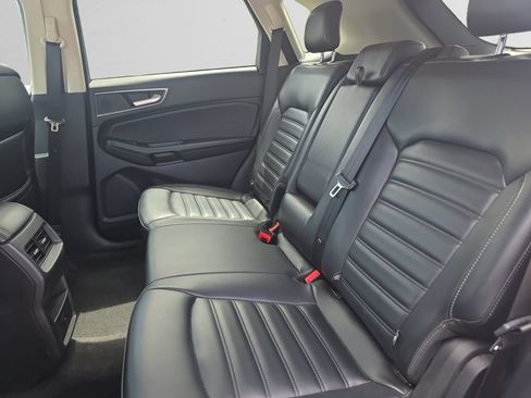 Used 2024 Ford Edge SEL AWD/4WD image 13