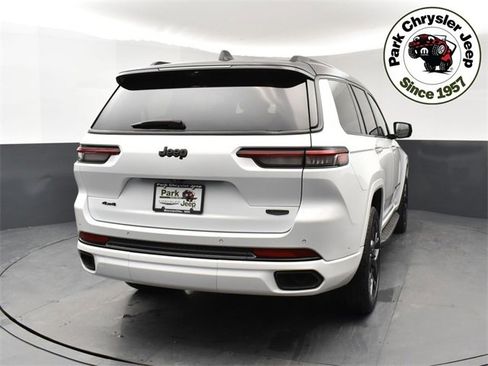 Used 2023 Jeep Grand Cherokee L Summit image 2