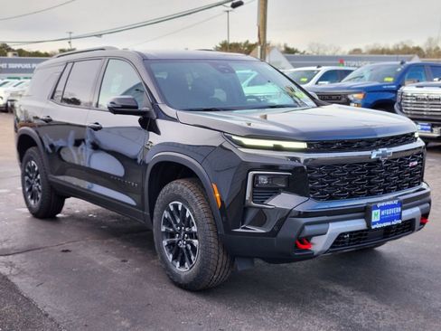 New 2026 Chevrolet Traverse Z71 w/ Enhanced Driving Package image 7