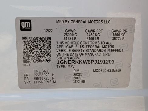 Used 2023 Chevrolet Traverse Premier FWD image 28
