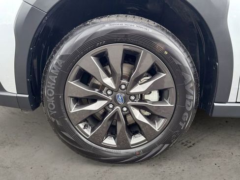 Certified 2025 Subaru Outback Onyx Edition AWD/4WD image 14