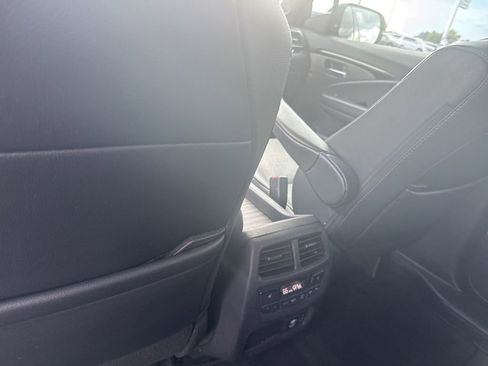 Used 2019 Honda Passport Elite image 11
