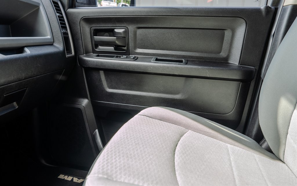 Used 2016 RAM 1500 Express w/ Popular Equipment Group AWD/4WD image 22