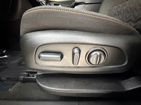 Used 2024 Chevrolet Equinox LT AWD/4WD image 28