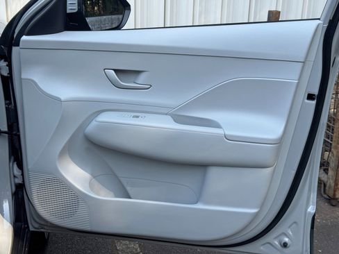 Used 2025 Hyundai Kona SEL AWD/4WD image 41