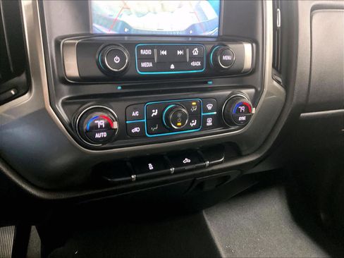 Used 2019 Chevrolet Silverado 1500 LT w/ All Star Edition image 25