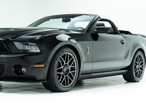 Used 2011 Ford Mustang Shelby GT500 w/ SVT Performance Pkg RWD image 10