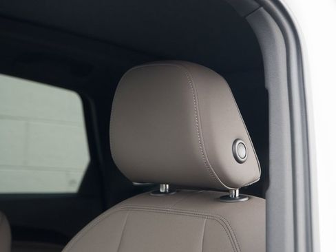 Certified 2025 Audi Q5 Premium w/ Convenience Package image 19