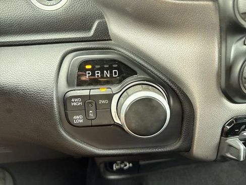 Used 2024 RAM 2500 Big Horn AWD/4WD image 19