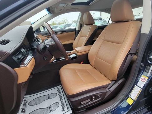 Used 2017 Lexus ES 350 w/ Navigation System Package FWD image 13
