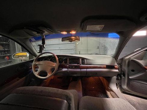 Used 2003 Buick Le Sabre Custom image 30