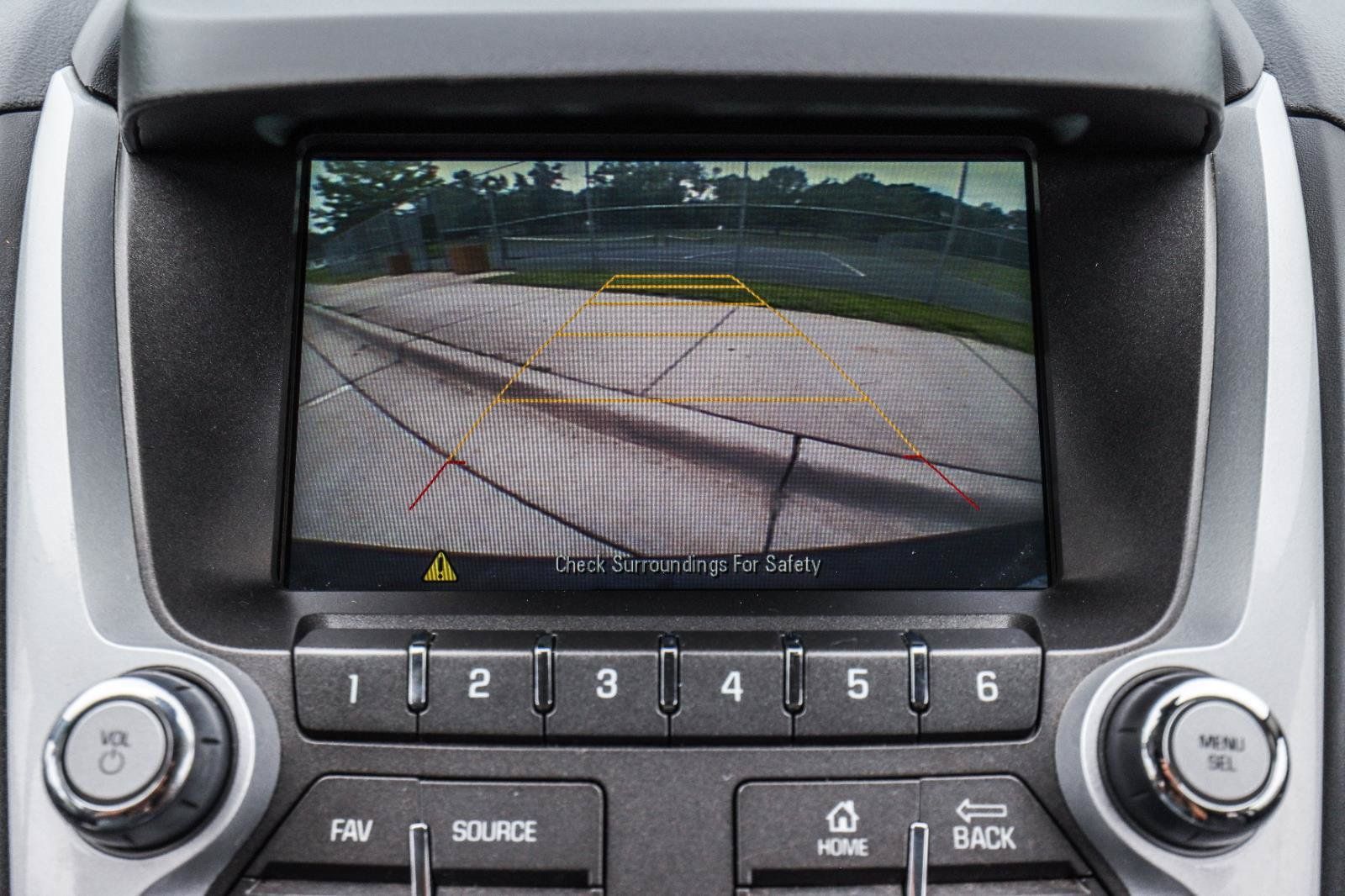 Used 2015 Chevrolet Equinox LT w/ Chrome Appearance Package FWD image 8