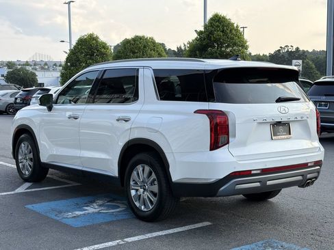 Used 2025 Hyundai Palisade SEL FWD image 5