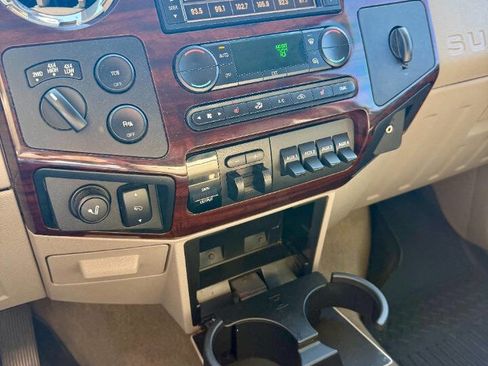 Used 2008 Ford F250 Lariat image 19