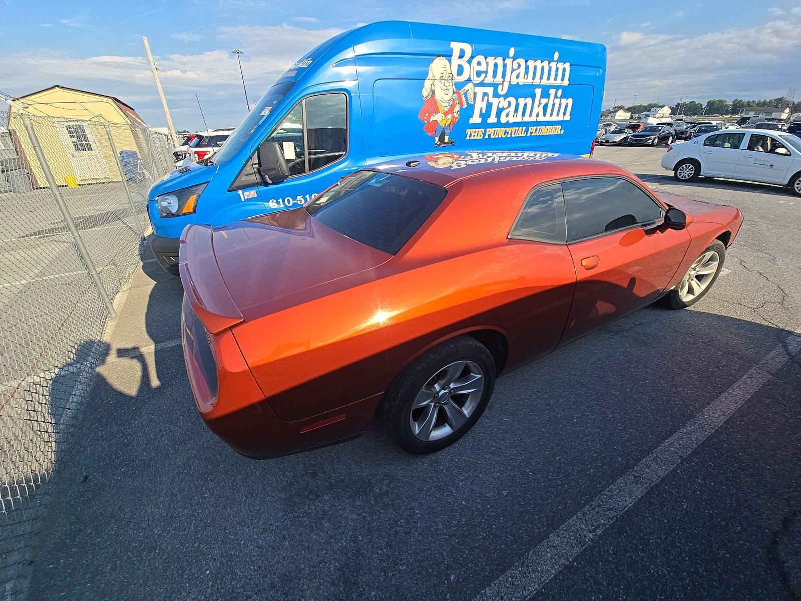 Used 2021 Dodge Challenger SXT RWD image 4