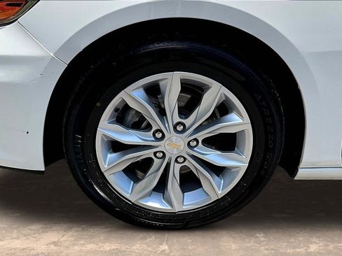Used 2024 Chevrolet Malibu LT FWD image 36