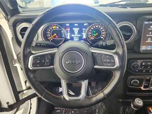Used 2022 Jeep Wrangler Unlimited Sahara w/ Cold Weather Group AWD/4WD image 24