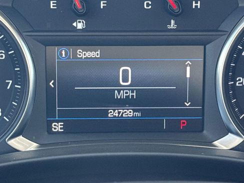 Used 2024 GMC Terrain SLE w/ Driver Convenience Package image 22