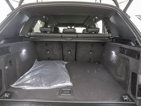 Used 2026 BMW X5 xDrive40i w/ M Sport Package image 22