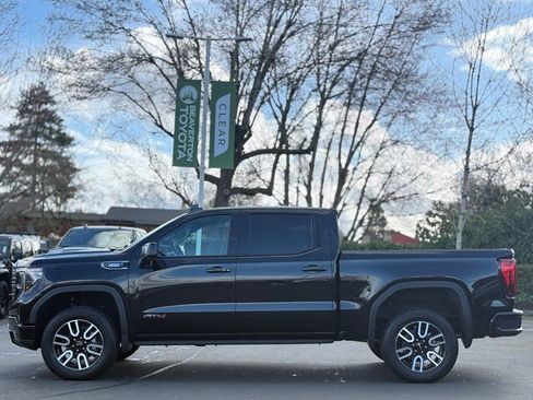 Used 2025 GMC Sierra 1500 AT4 w/ AT4 Premium Package image 2