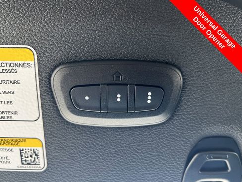 Used 2025 Jeep Wrangler Unlimited Rubicon image 17