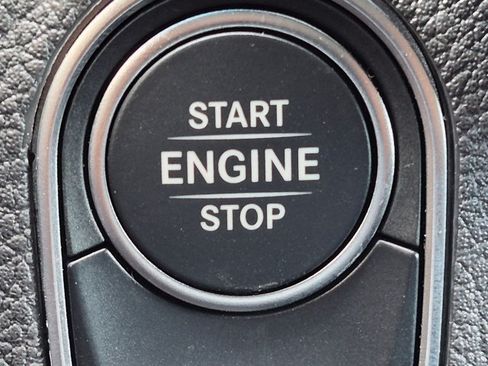 Used 2025 Mercedes-Benz Sprinter 2500 image 17