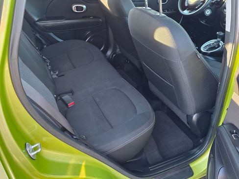 Used 2018 Kia Soul + image 20
