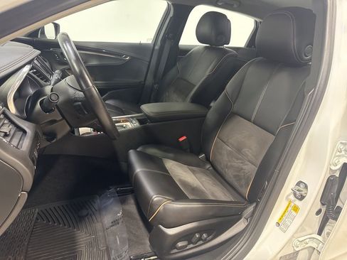 Used 2014 Chevrolet Impala LT w/ Premium Seating Package image 24