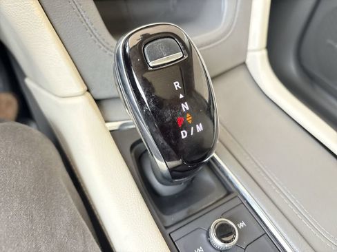 Certified 2023 Cadillac XT5 Premium Luxury AWD/4WD image 16