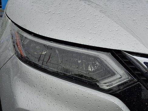 Used 2022 Nissan Rogue Sport SL w/ Premium Package AWD/4WD image 9